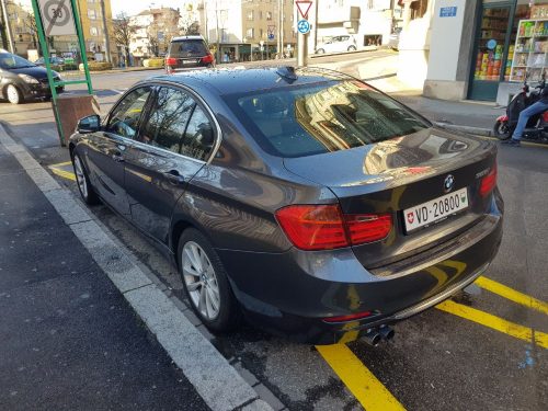 BMW 328i Luxury Line (1) BMW 328i Luxury Line (1)
